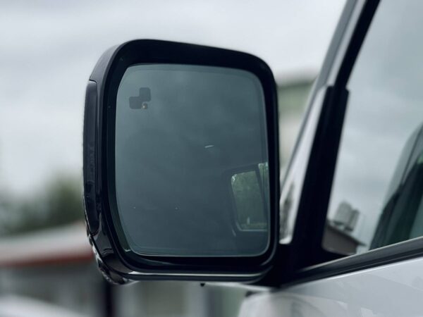 2023年式 Land Rover Defender 110 D300 柴油-後照鏡