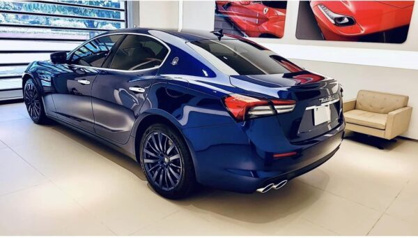 2020-2021 Maserati Ghibli 豪華轎跑-車尾