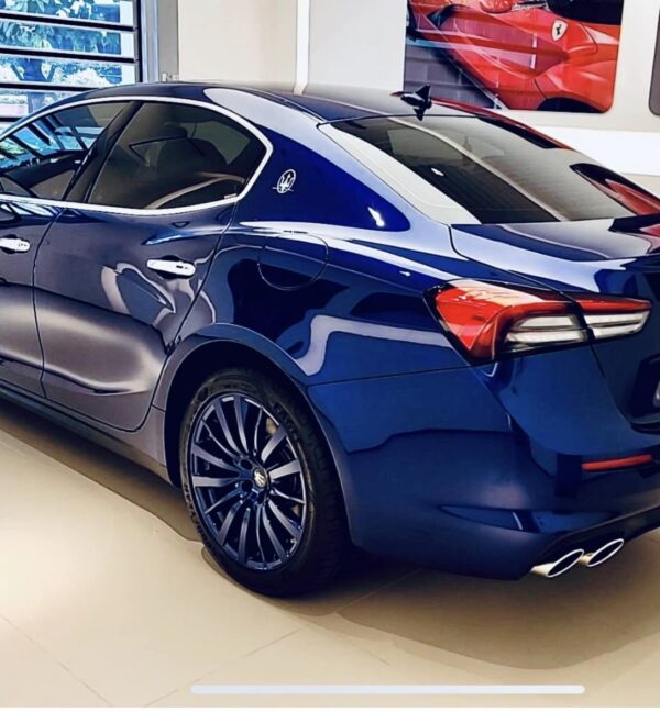 2020-2021 Maserati Ghibli 豪華轎跑-側邊
