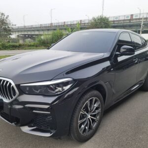 2021-2022 BMW X6 40i M Sport